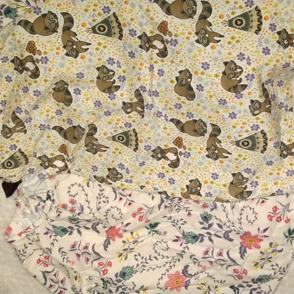 Gap dress flower pattern 3/4 sleeves size 3T and Disney dress nature pattern 3T - Picture 17 of 17